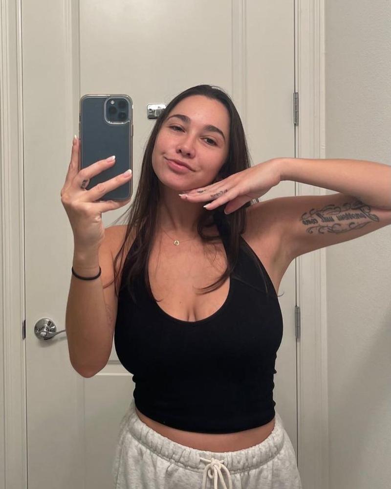 I WORK ALONE, NO PIMP, NO ROOM MATE. YOU ARE IN SAFE HAND TEXT ME 437-600-4373