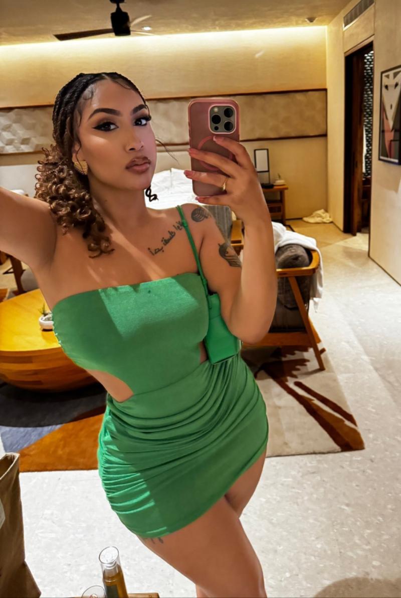 I’m available for both incall and outcall service…