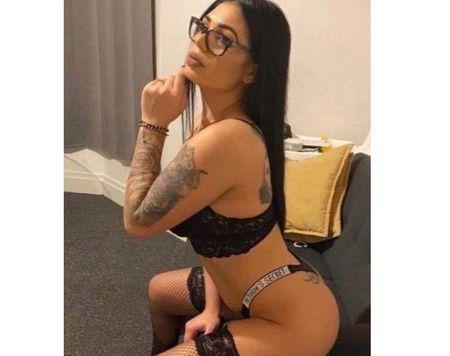  New in town?❤️**Claudia**best bj ? incall?